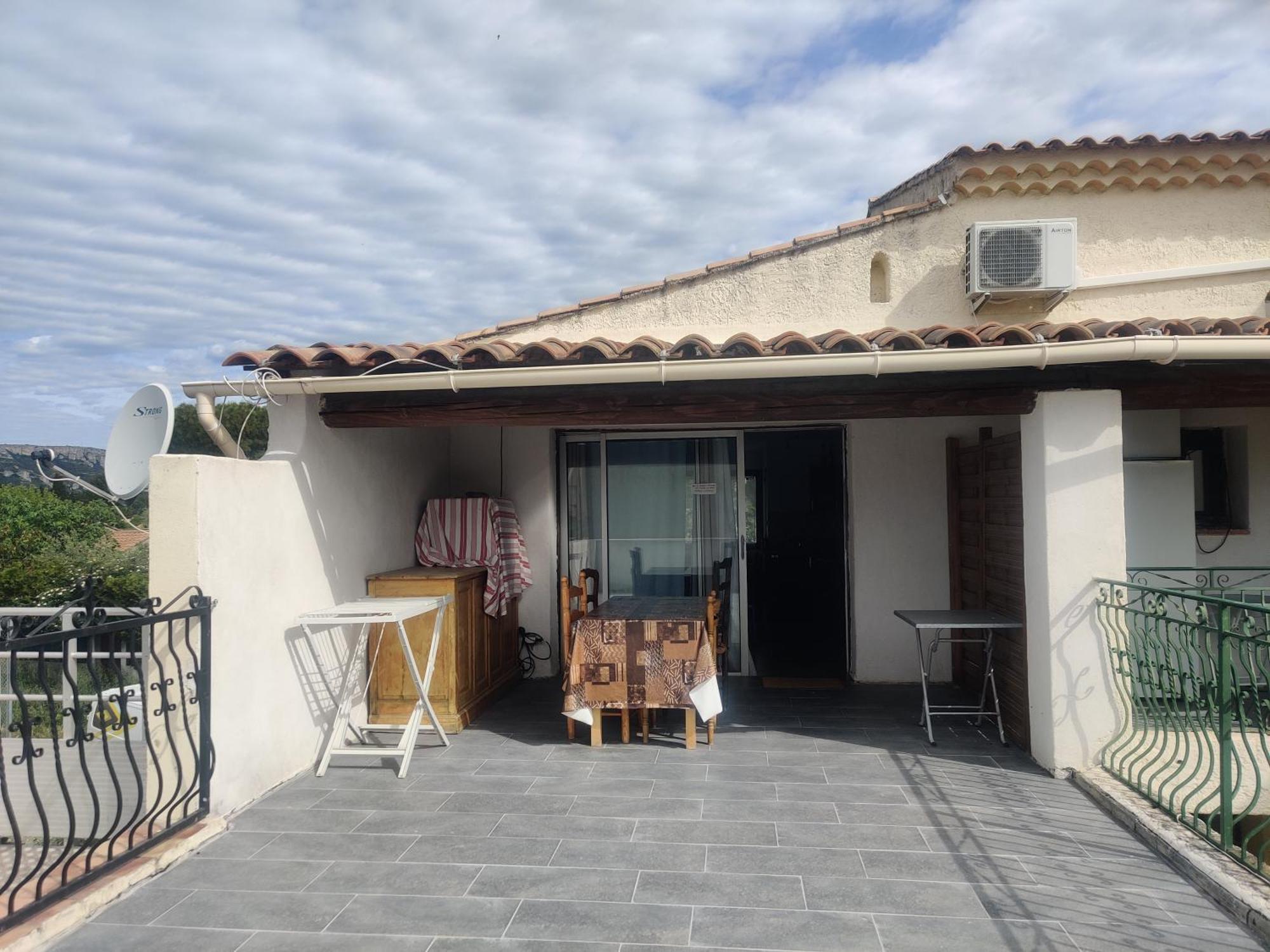 Du Charme Provencal Holiday home Senas